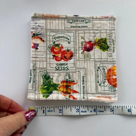 Garden Seeds bowl cozy and jar gripper - Picture 4 of 5